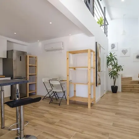 Luxury Apartament Lloret * 滨海略雷特